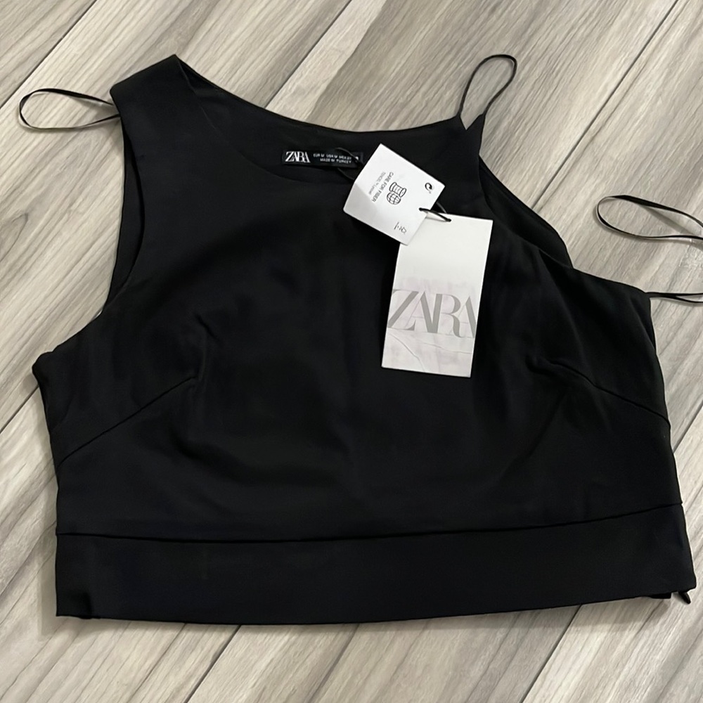 Brand new Zara top